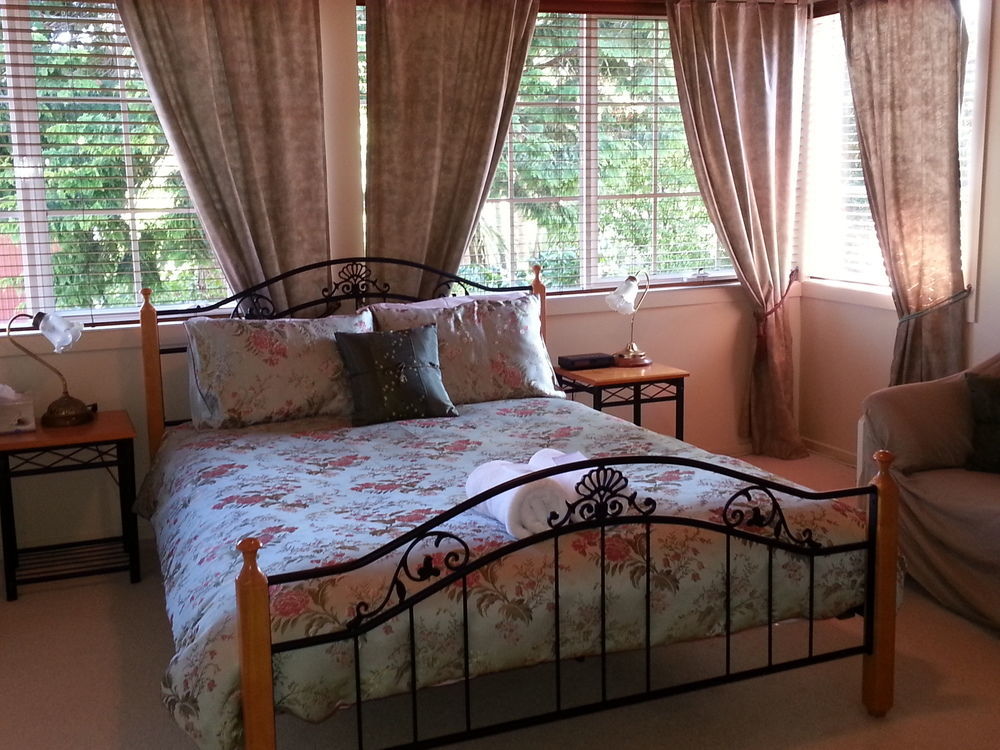 Alexandria Bed And Breakfast Винярд Экстерьер фото