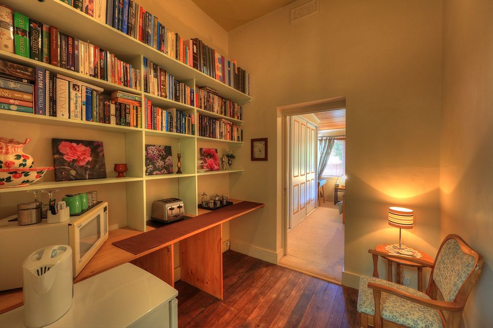 Alexandria Bed And Breakfast Винярд Экстерьер фото