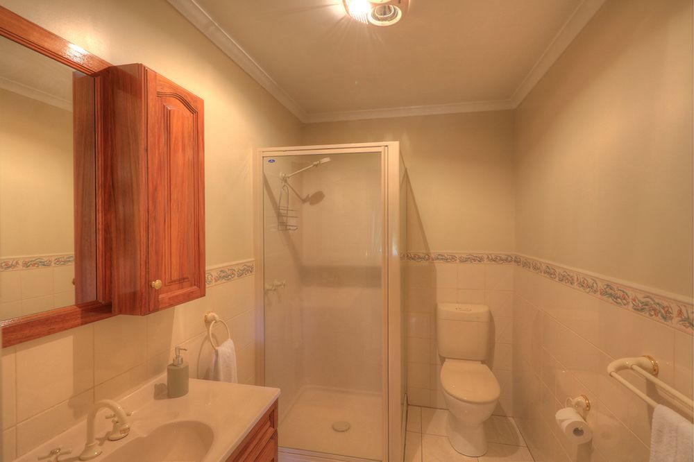 Alexandria Bed And Breakfast Винярд Экстерьер фото